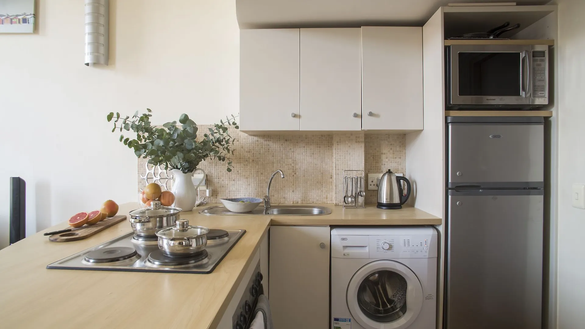 708 Mutual Heights Apartment Cape Town 0*,  South Africa